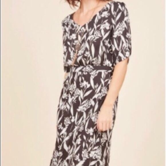 ModCloth Papier Film Festival Fete Short Sleeve Nature Print Maxi Dress Black 12 - Picture 3 of 15